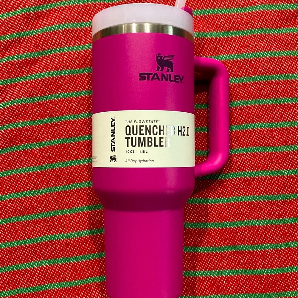 Stanley Tumbler Fuschia